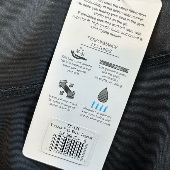 NWT High Waisted Yoga Leggjngs Size M - Picture 3 of 4